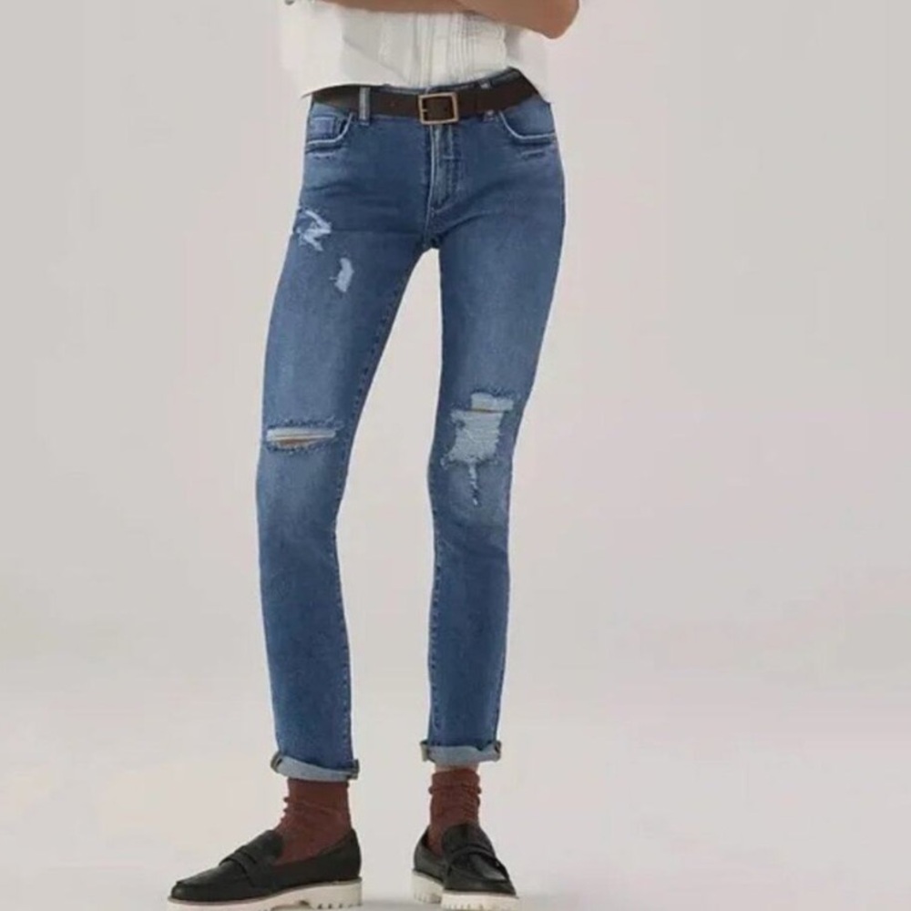 Anthropologie Pilcro the slim boyfriend crop jeans size 27